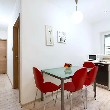 The Maritime Apartment